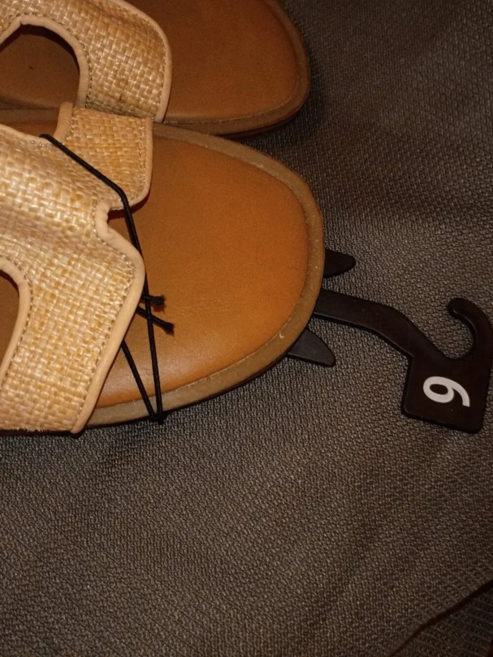 NWT Wonder Nation Big Girls Size 6 Fashion Cutout Upper Sandal with Buckle
